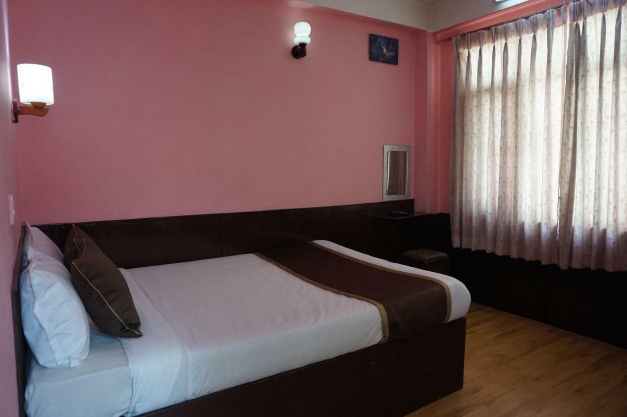 Hotel Impala Garden Kathmandu Exteriör bild
